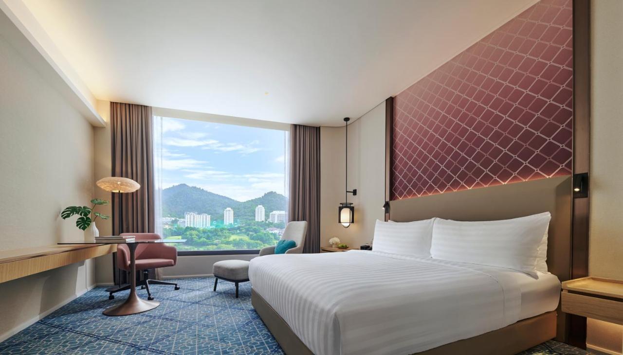 Hotel Amari Spice Penang Bayan Lepas Exteriér fotografie Deluxe Room